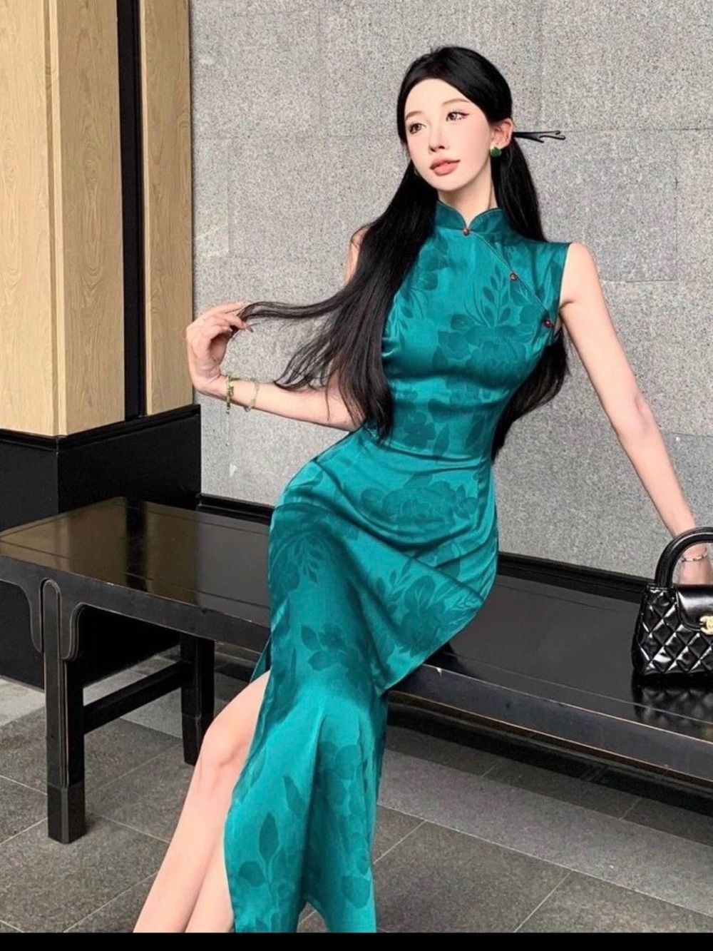 Elegant Teal Floral Sleeveless Dress